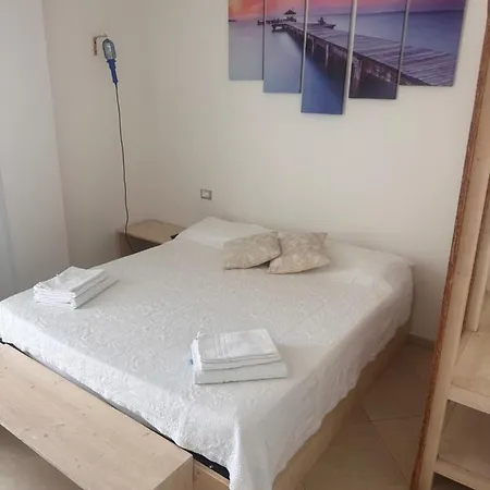 Percebes Exclusive Bed & Breakfast Cutrofiano