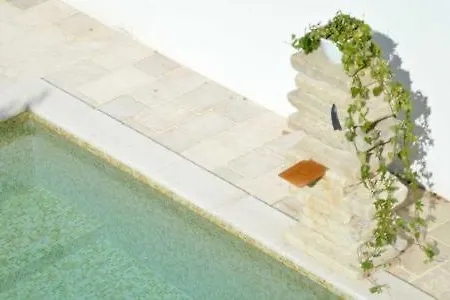 Percebes Exclusive Bed and breakfast Cutrofiano